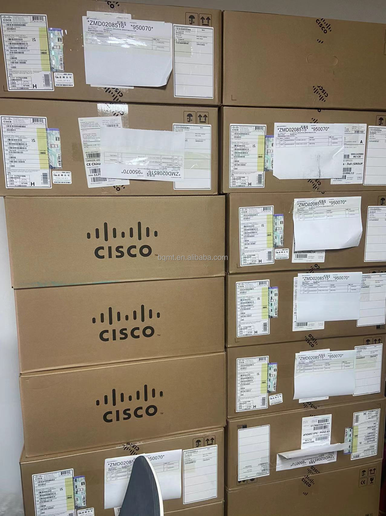 Baru untuk C9300L-48T-4G-E 48- - Switch 48 Port Poe Gigabit ulasan dan harga